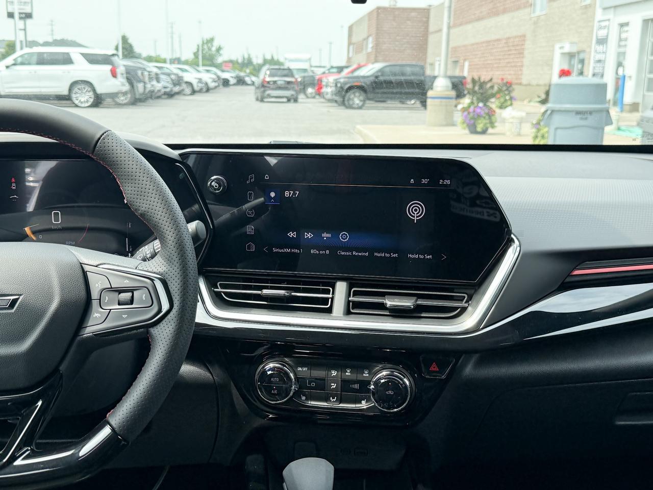 2025 Chevrolet Trax 2RS 1.2L 3 CYL WITH REMOTE START/ENTRY, HEATED SEATS, HEATED STEERING WHEEL, APPLE CARPLAY AND ANDROID AUTO Photo