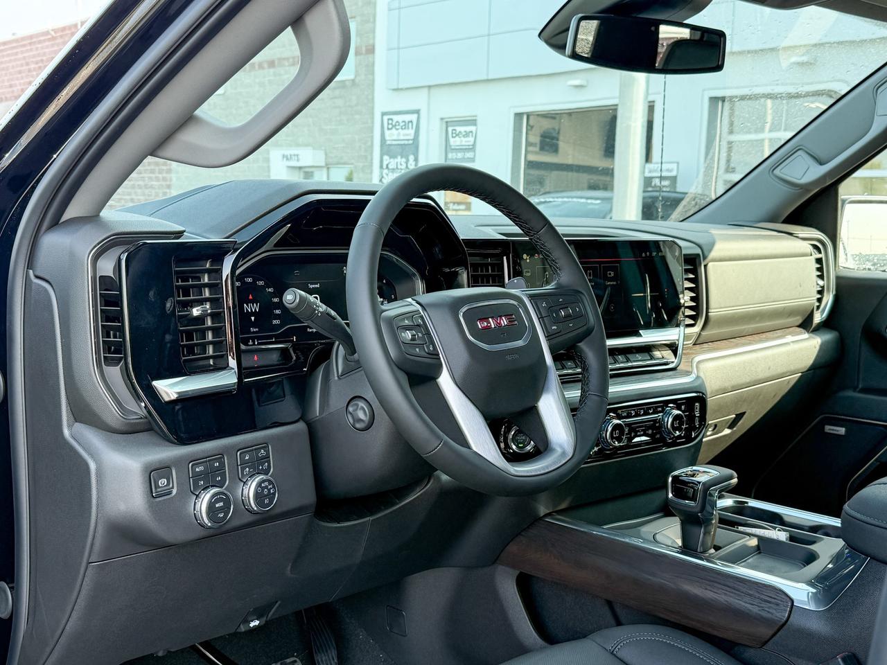 2025 GMC Sierra 1500 SLT 5.3L V8 WITH REMOTE START/ENTRY, HEATED SEATS, HEATED STEERING WHEEL, VENTILATED SEATS, ADAPTIVE CRUISE CONTROL, BOSE SPEAKER SYSTEM Photo