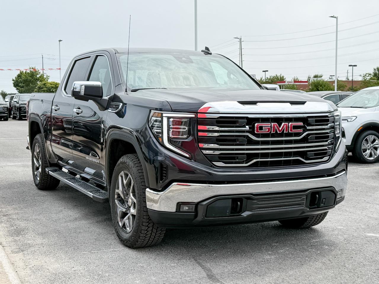 2025 GMC Sierra 1500 SLT 5.3L V8 WITH REMOTE START/ENTRY, HEATED SEATS, HEATED STEERING WHEEL, VENTILATED SEATS, ADAPTIVE CRUISE CONTROL, BOSE SPEAKER SYSTEM Photo