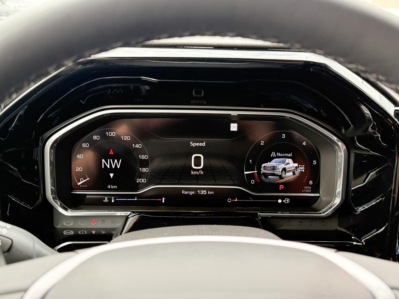 2025 GMC Sierra 1500 SLT 5.3L V8 WITH REMOTE START/ENTRY, HEATED SEATS, HEATED STEERING WHEEL, VENTILATED SEATS, ADAPTIVE CRUISE CONTROL, BOSE SPEAKER SYSTEM Photo