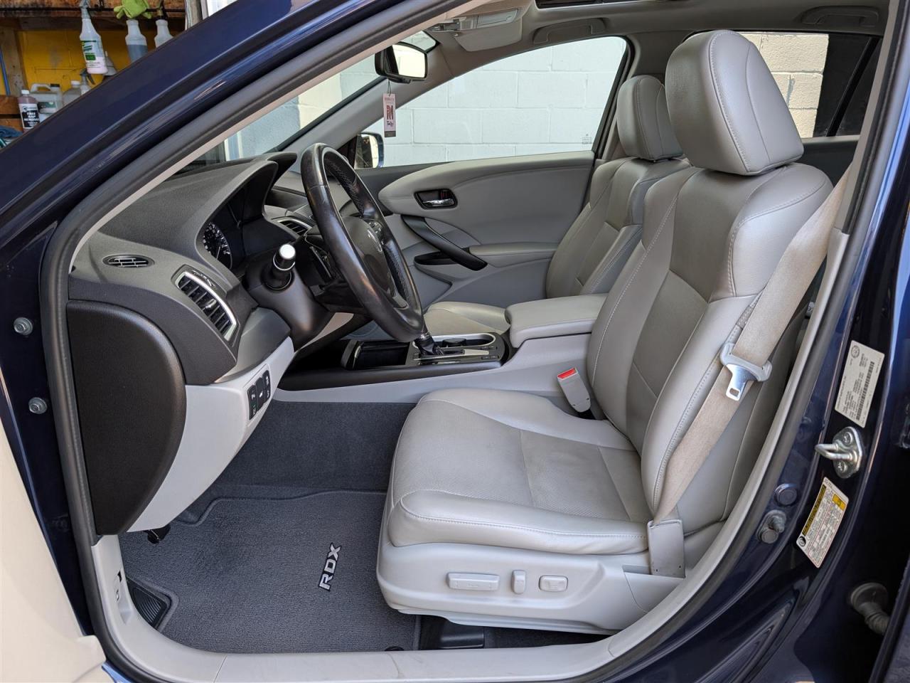 2016 Acura RDX AWD - SUNROOF -  NAVI - TECH FEATS