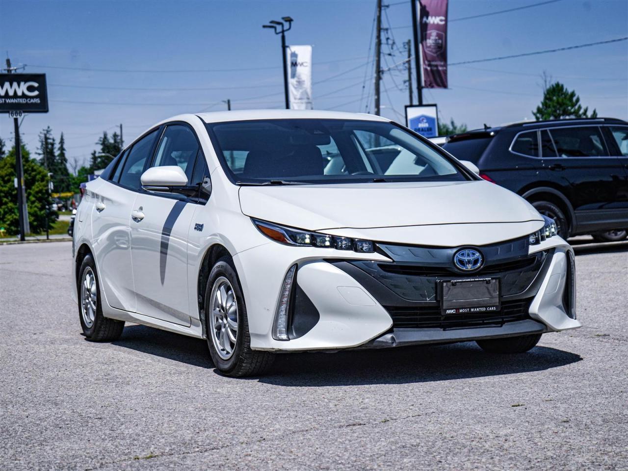 2020 Toyota Prius Prime AUTO | NO ACCIDENTS |  7 TOYOTA SERV REC Photo3