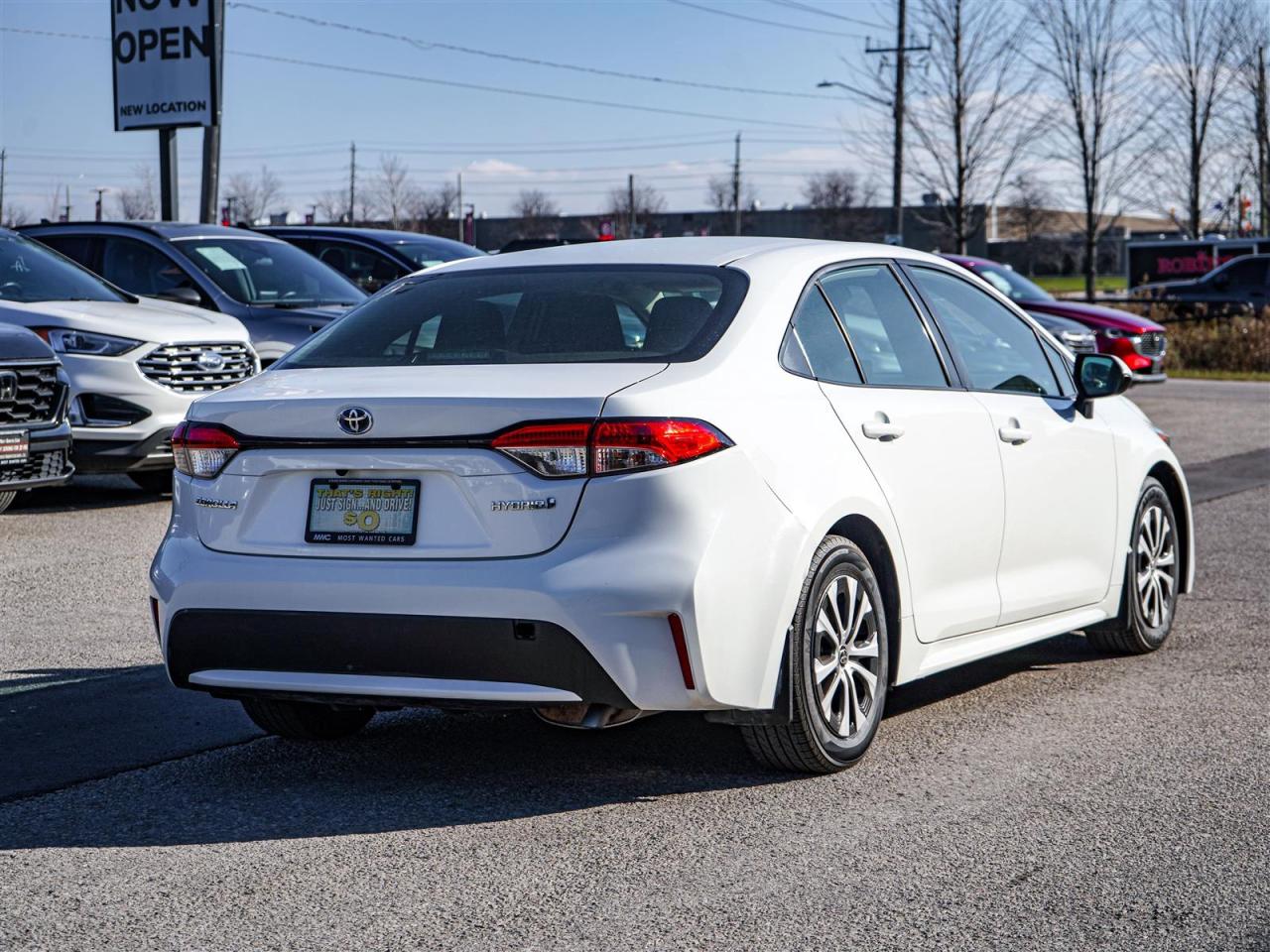 2022 Toyota Corolla HYBRID | NO ACCIDENTS | 7 SERV REC | BLIND Photo