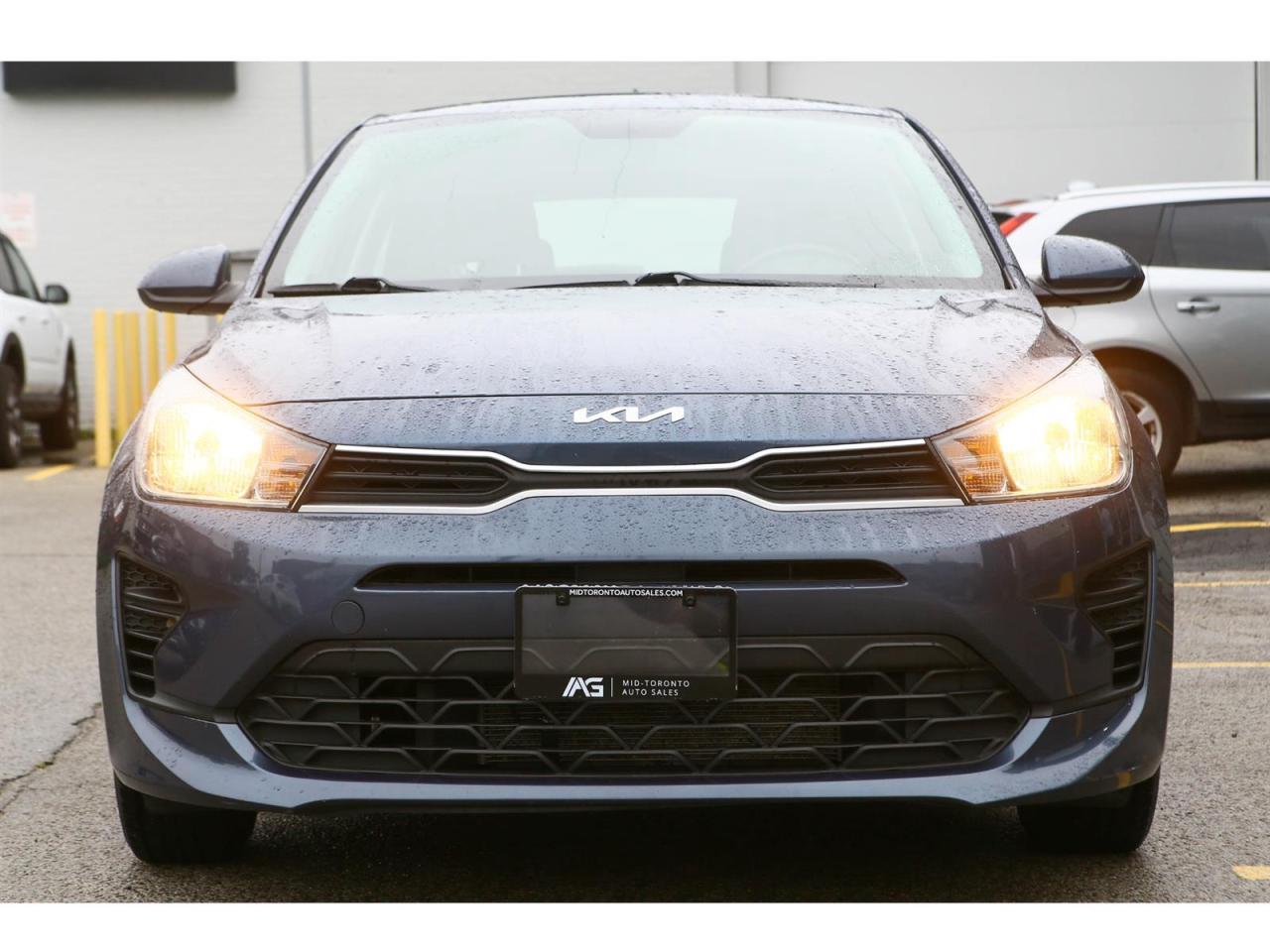 2022 Kia Rio5 S Photo2