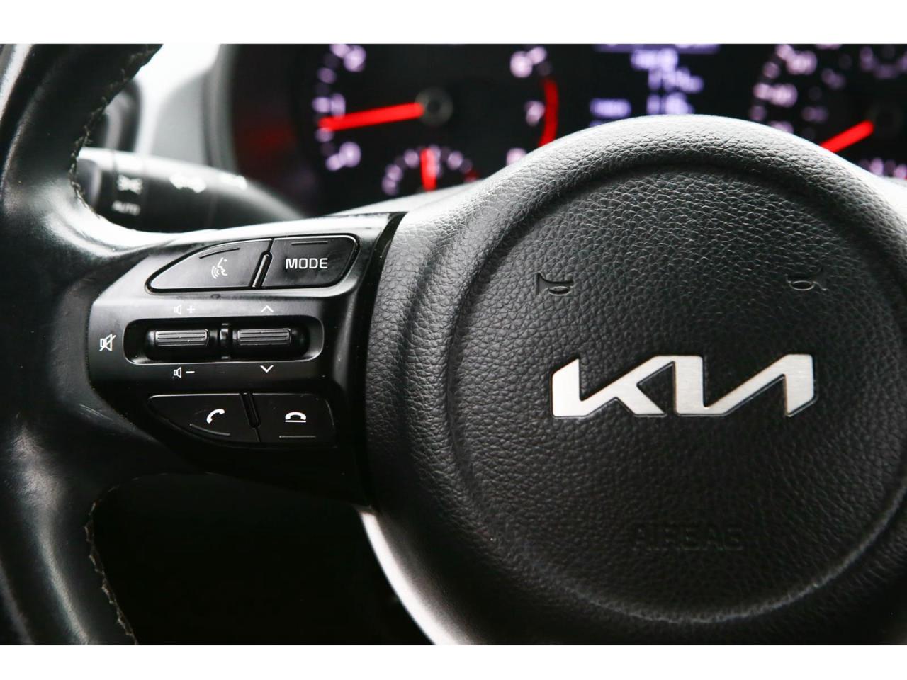 2022 Kia Rio5 S Photo