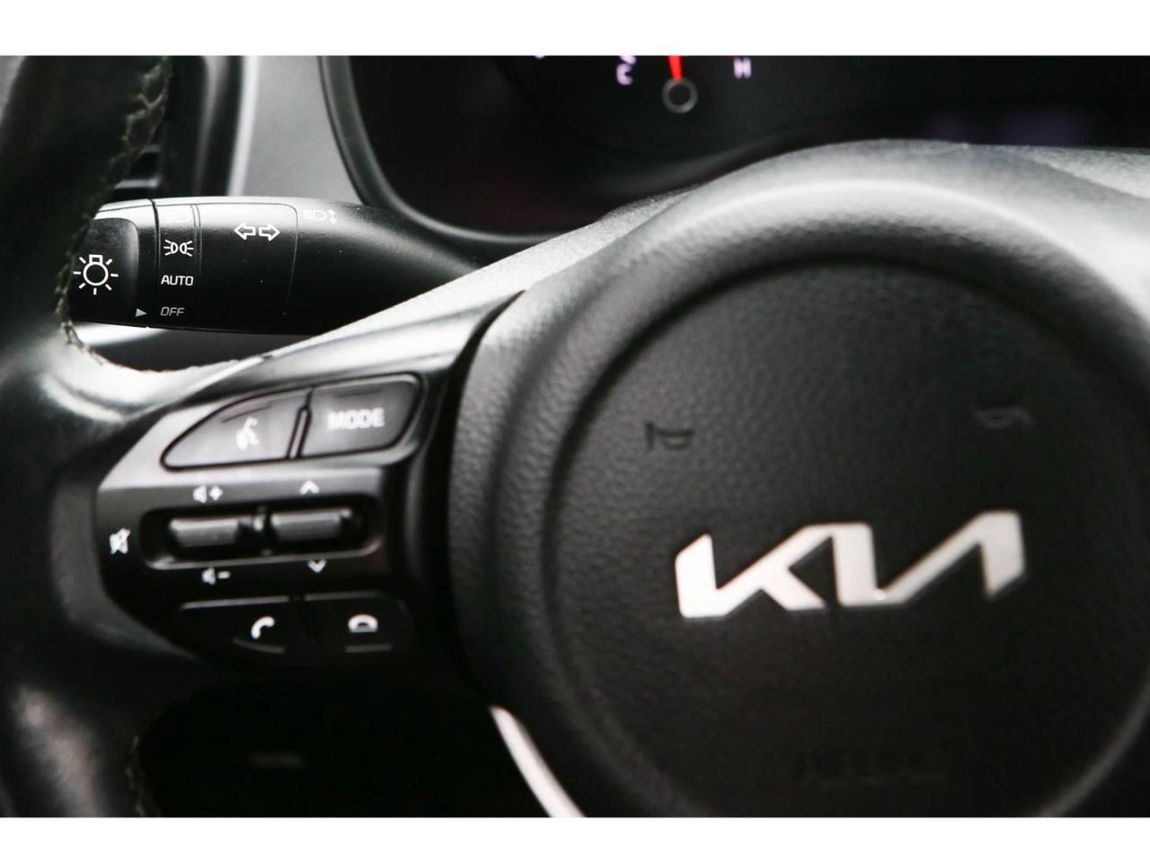 2022 Kia Rio5 S Photo