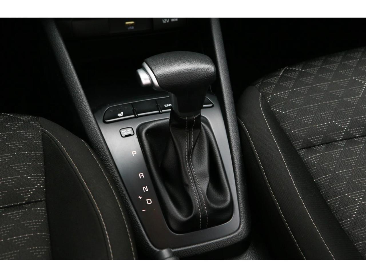 2022 Kia Rio5 S Photo