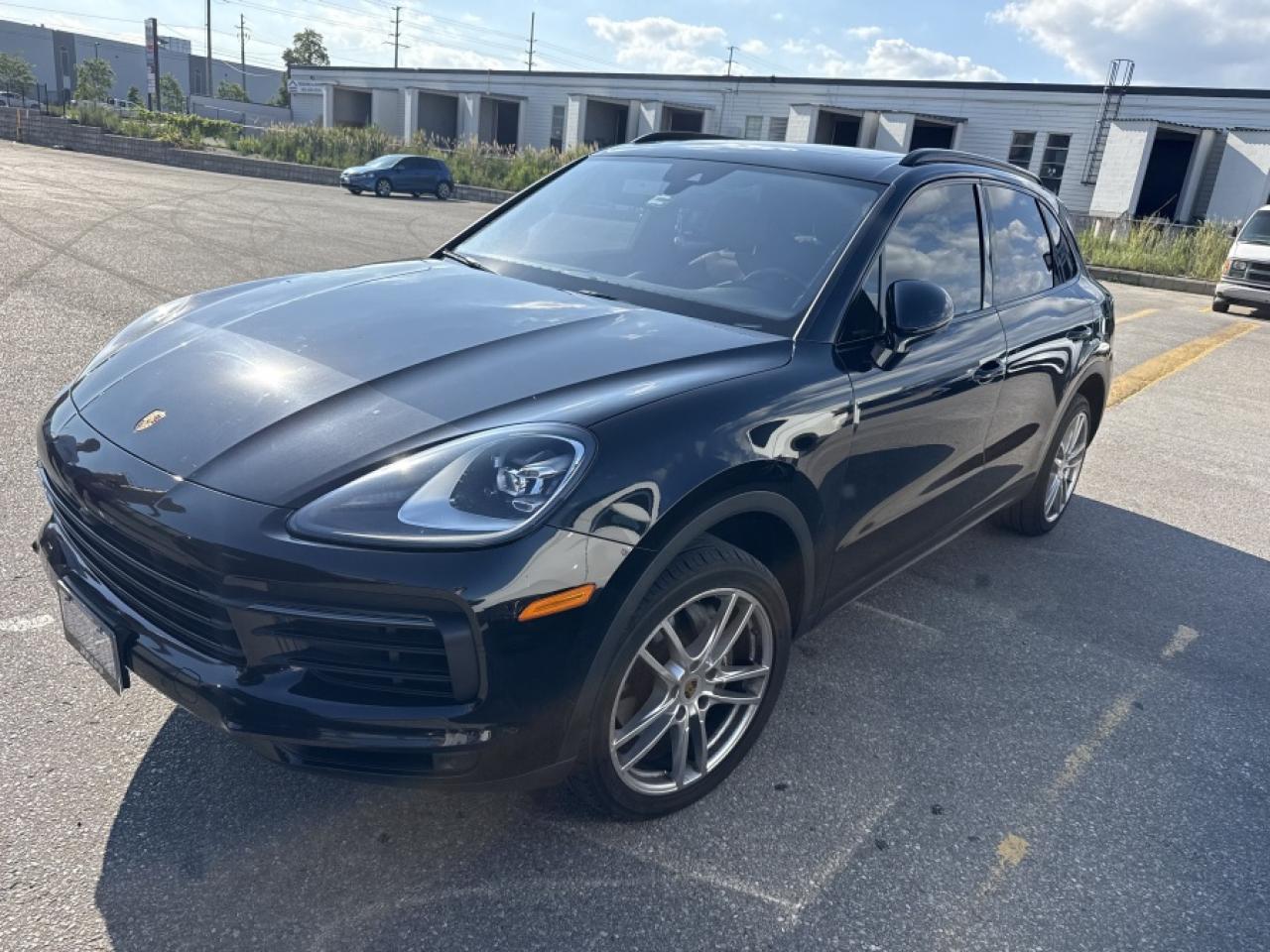 2019 Porsche Cayenne PREMIUM PLUS PACKAGE (CLEAN CARFAX) - Photo #1