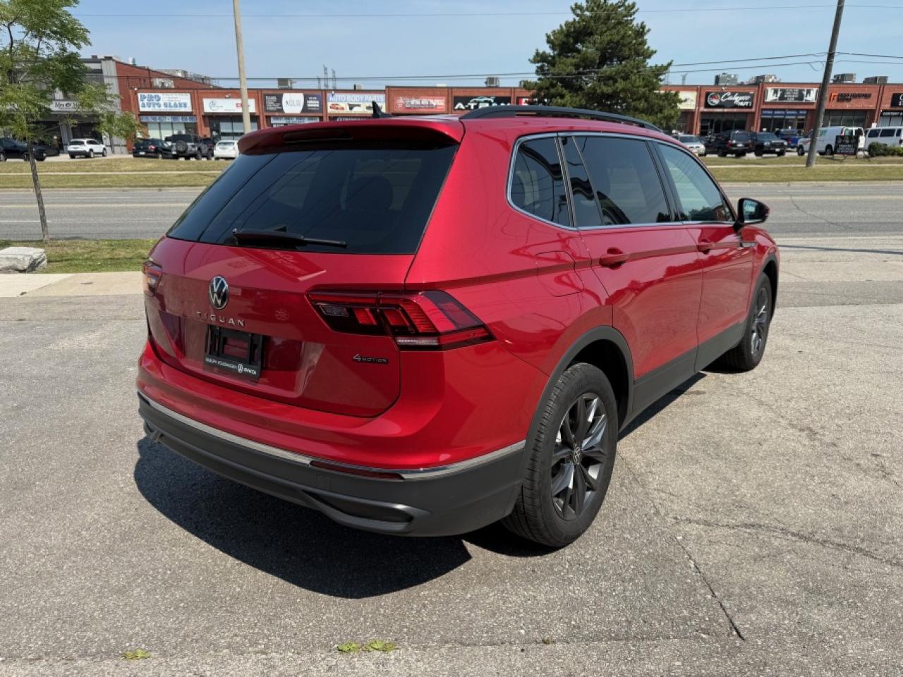 2022 Volkswagen Tiguan COMFORTLINE SE 4MOTION - Photo #5