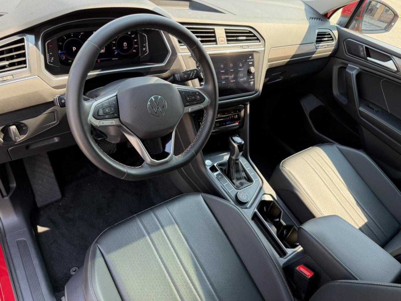 2022 Volkswagen Tiguan COMFORTLINE SE 4MOTION - Photo #14