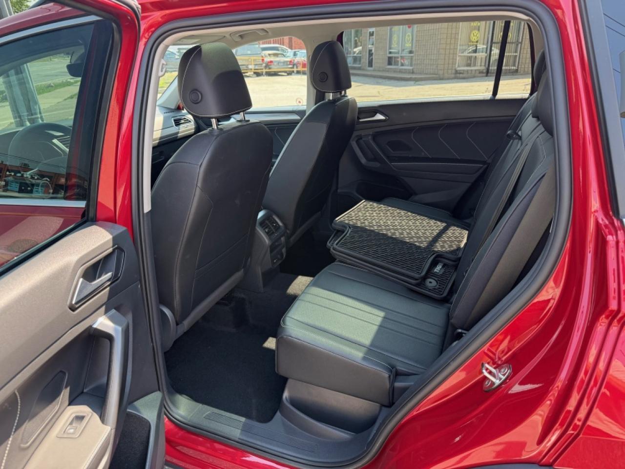 2022 Volkswagen Tiguan COMFORTLINE SE 4MOTION - Photo #18