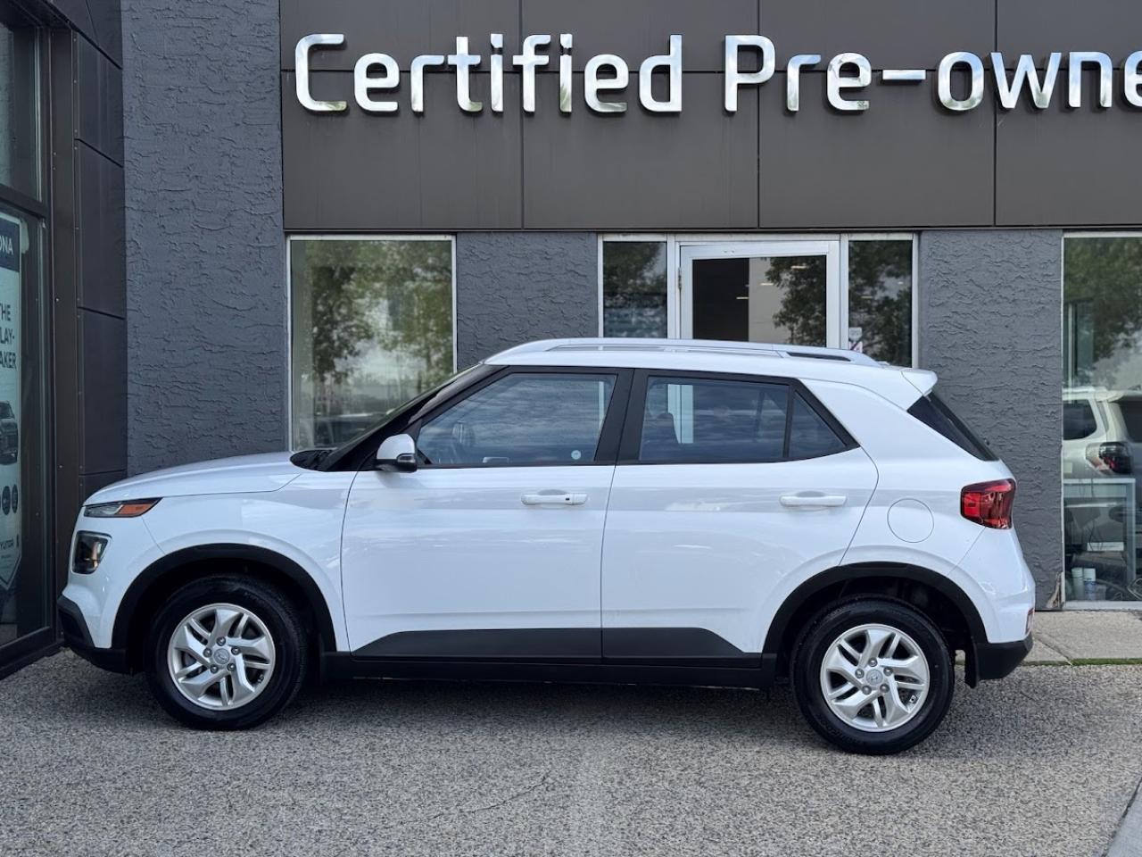 Used 2024 Hyundai Venue PREFERRED w/ LOW KMS / BLIND SPOT DETECTION for sale in Calgary, AB
