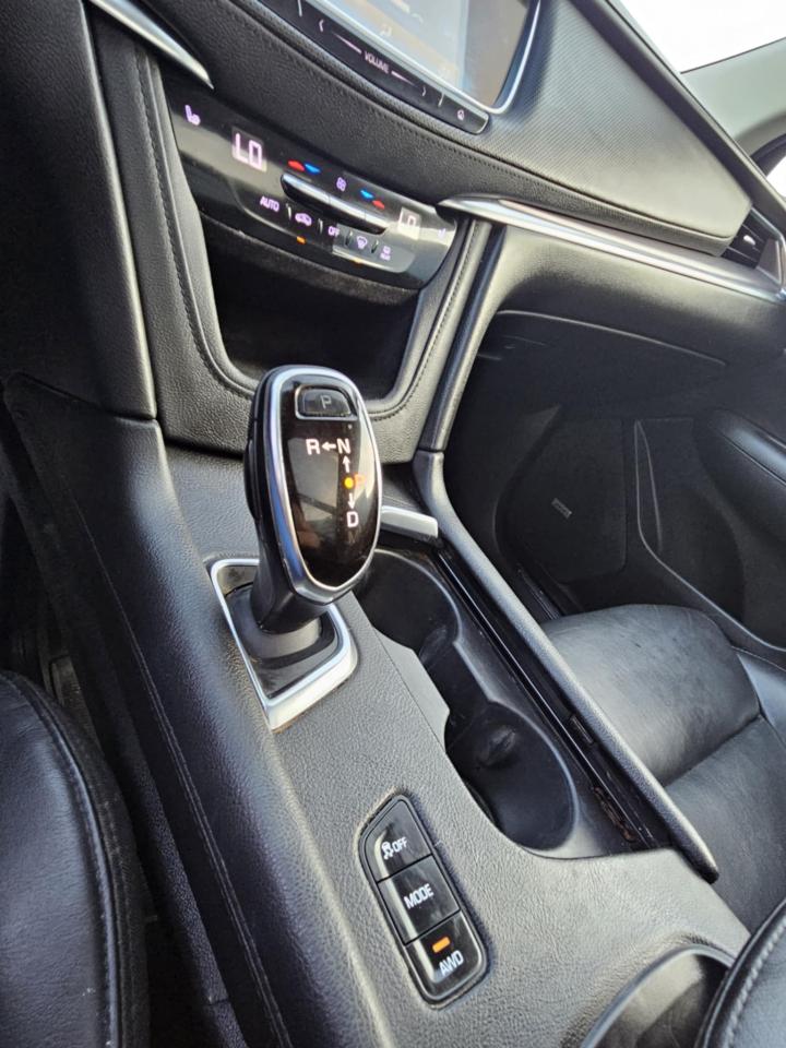 2017 Cadillac XT5 Luxury AWD Photo30