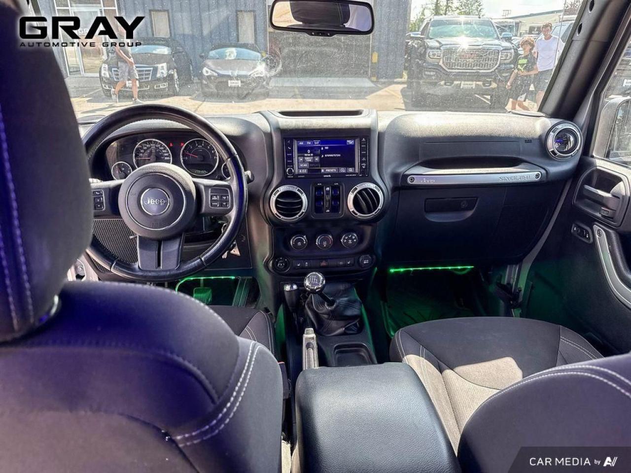 2016 Jeep Wrangler Unlimited Sahara - Photo #15