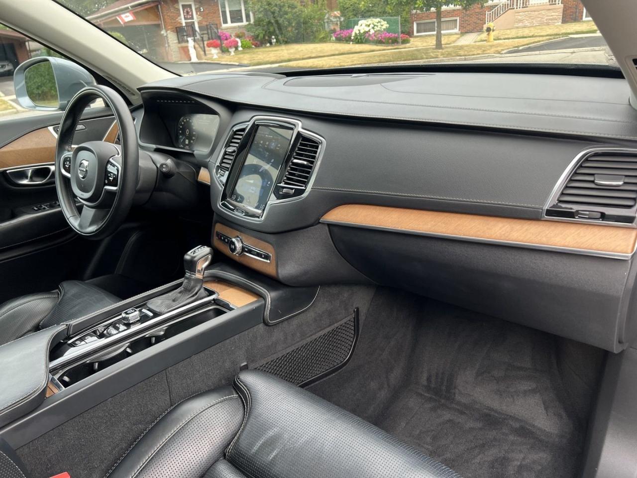 2019 Volvo XC90 T6 Inscription AWD - Photo #11