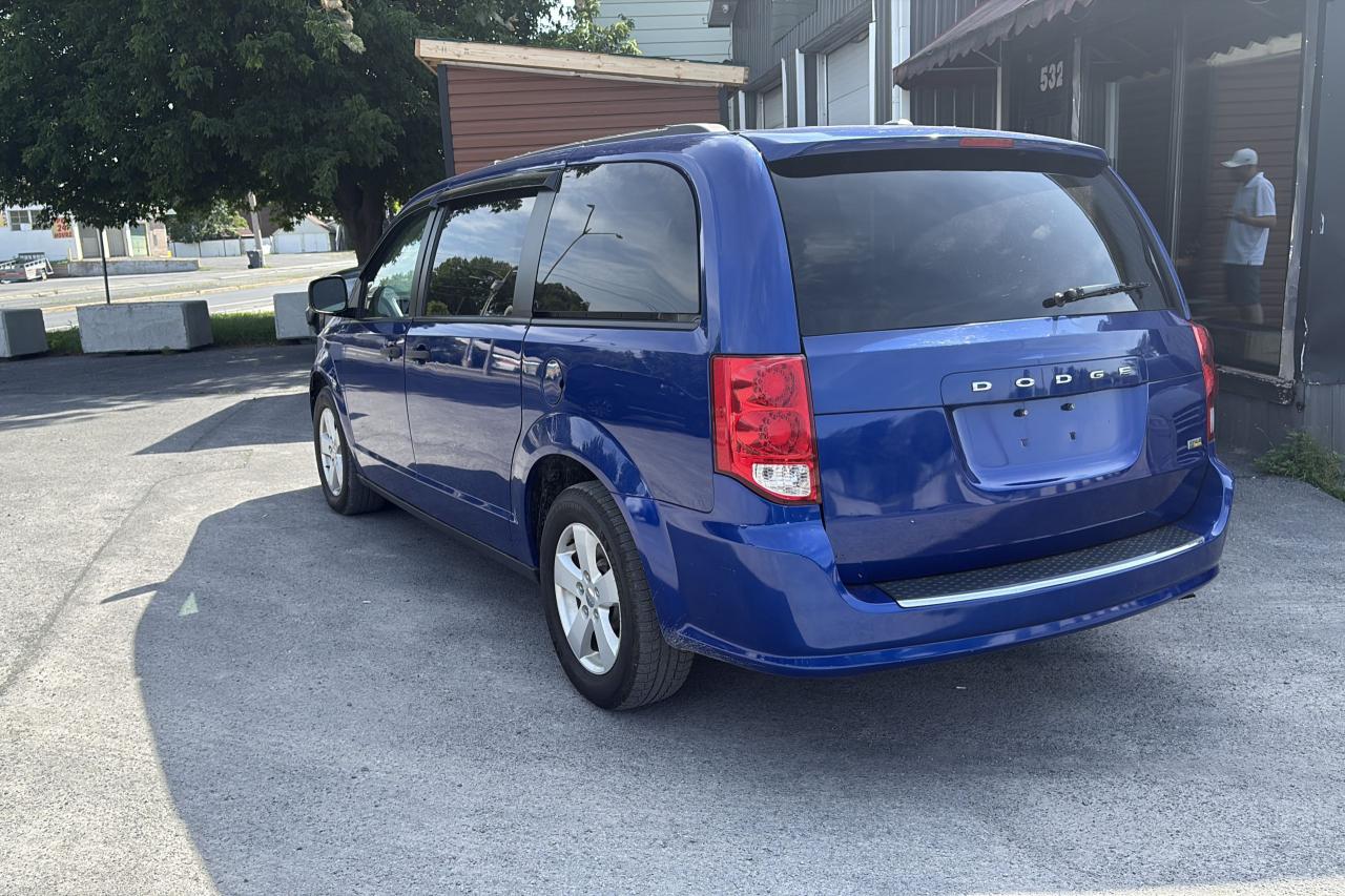 2018 Dodge Grand Caravan CANADA VALUE PACKAGE - Photo #2