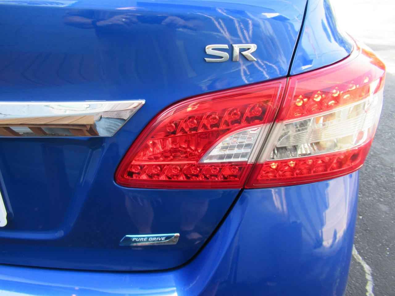 2014 Nissan Sentra SR - Photo #4