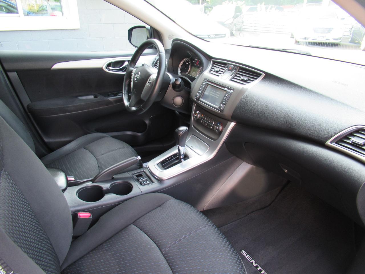 2014 Nissan Sentra SR - Photo #5