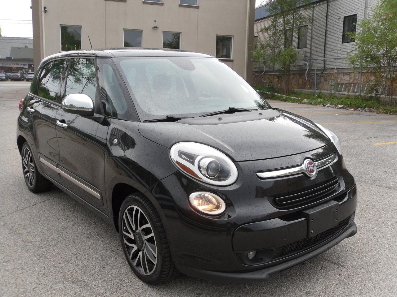 2015 Fiat 500L 5dr HB Lounge - Photo #2