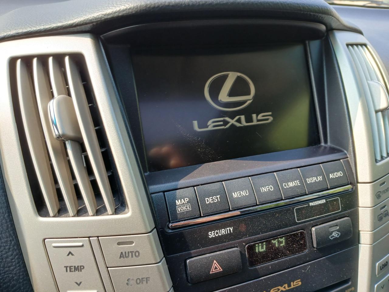 2009 Lexus RX 350  - Photo #17