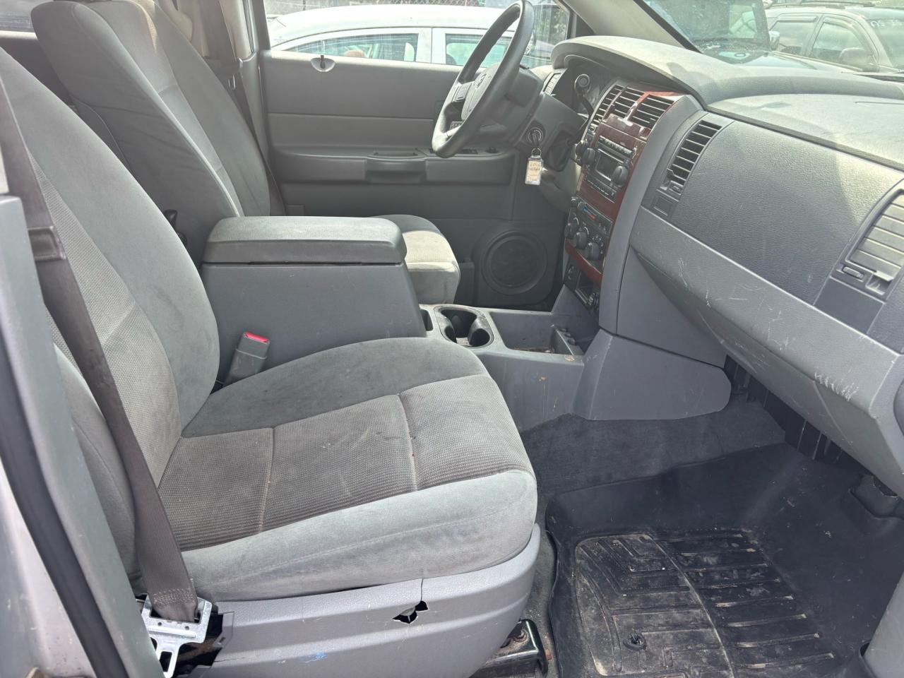 2006 Dodge Durango SLT,4 Wheel Drive, 5.7L, HEMI