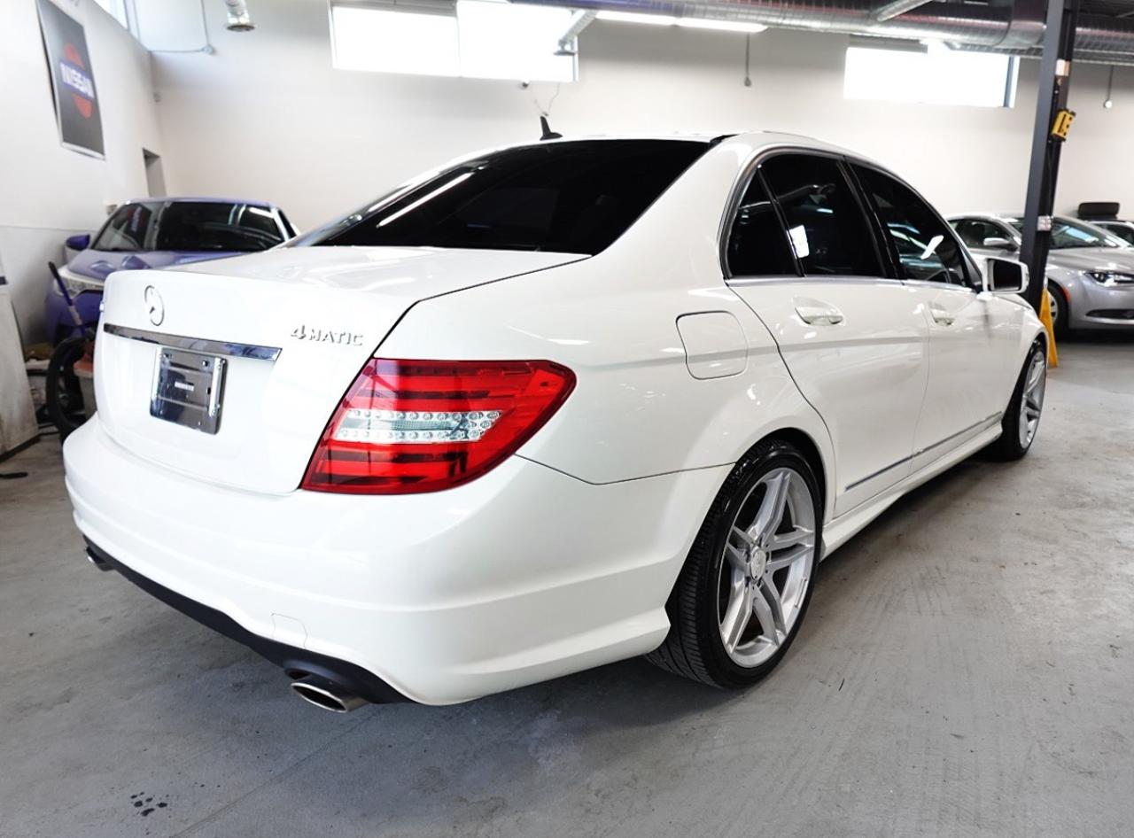 2012 Mercedes-Benz C-Class C300 4Matic - NO ACCIDENT, LOW KM, WHITE ON BEIGE - Photo #6