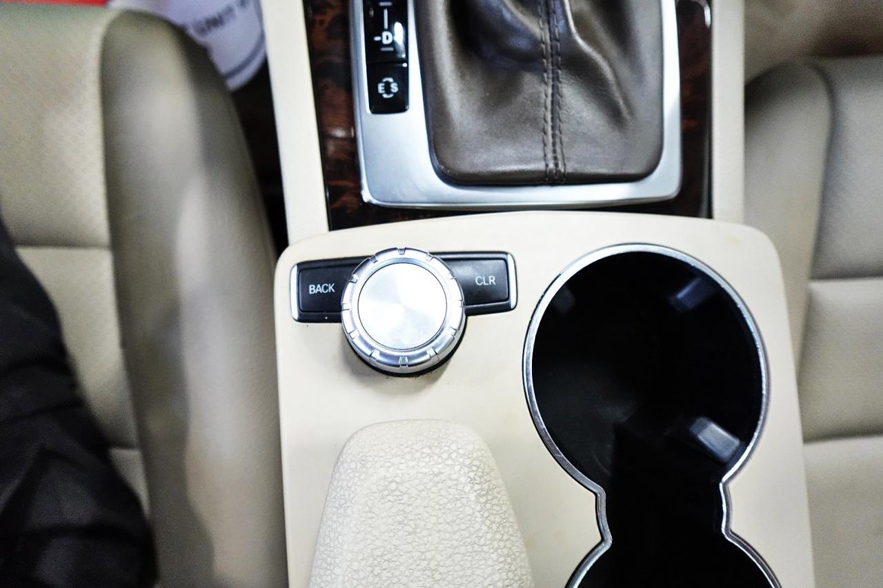 2012 Mercedes-Benz C-Class C300 4Matic - NO ACCIDENT, LOW KM, WHITE ON BEIGE - Photo #26