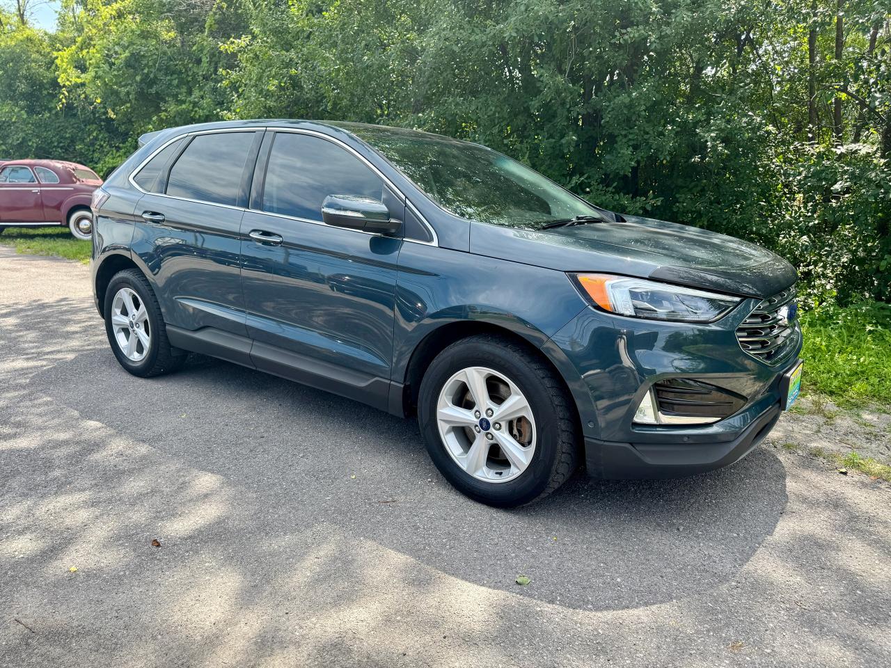 2019 Ford Edge Titanium AWD Panoramic Roof - Photo #5