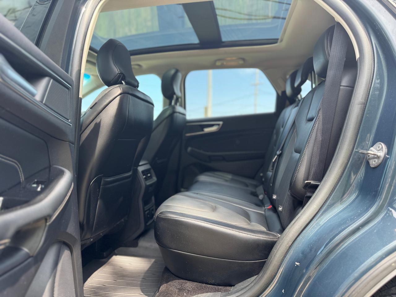 2019 Ford Edge Titanium AWD Panoramic Roof - Photo #25