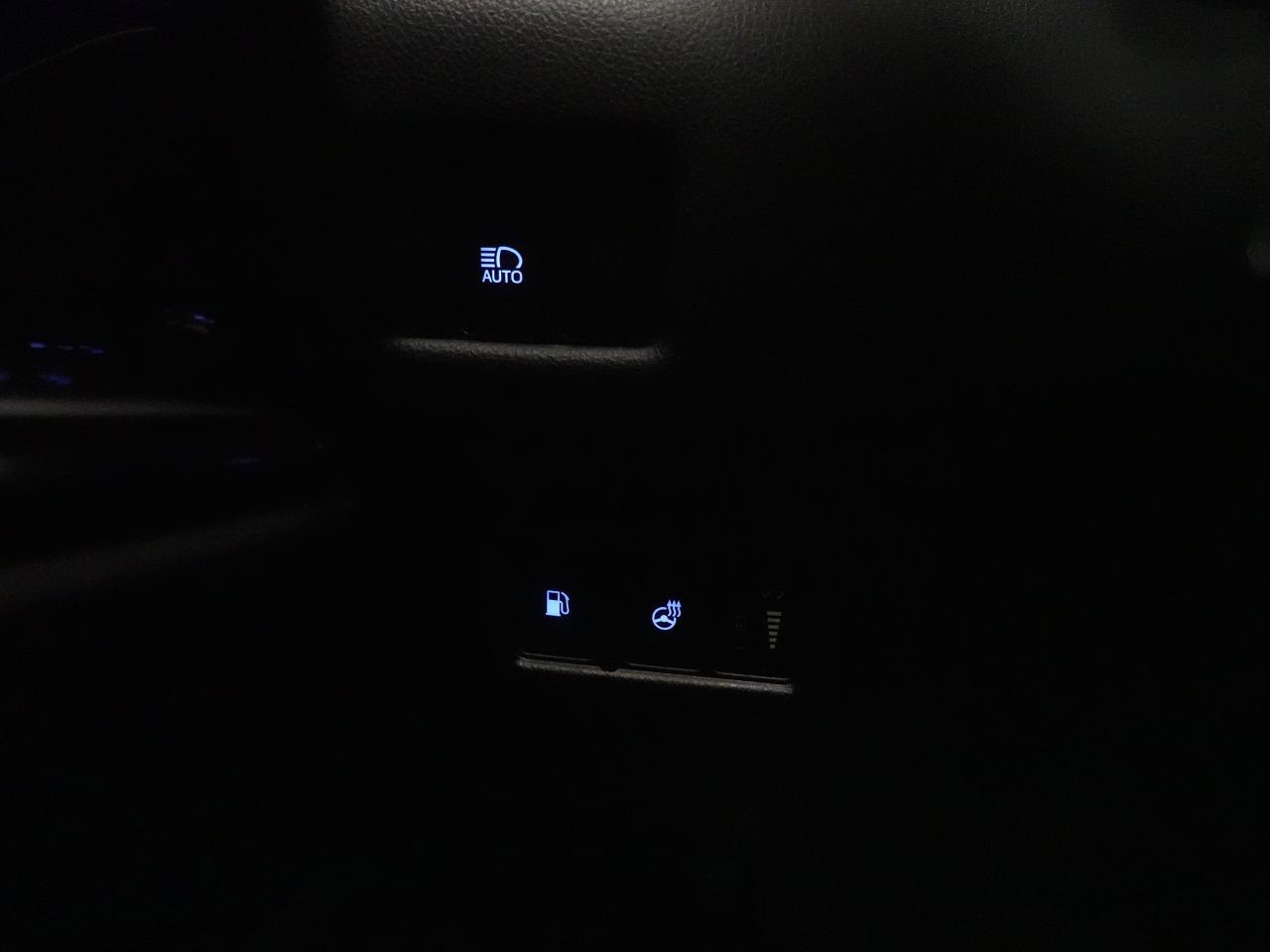 2022 Toyota C-HR XLE PREMIUM | LaneDep | Heated Seats | CarPlay