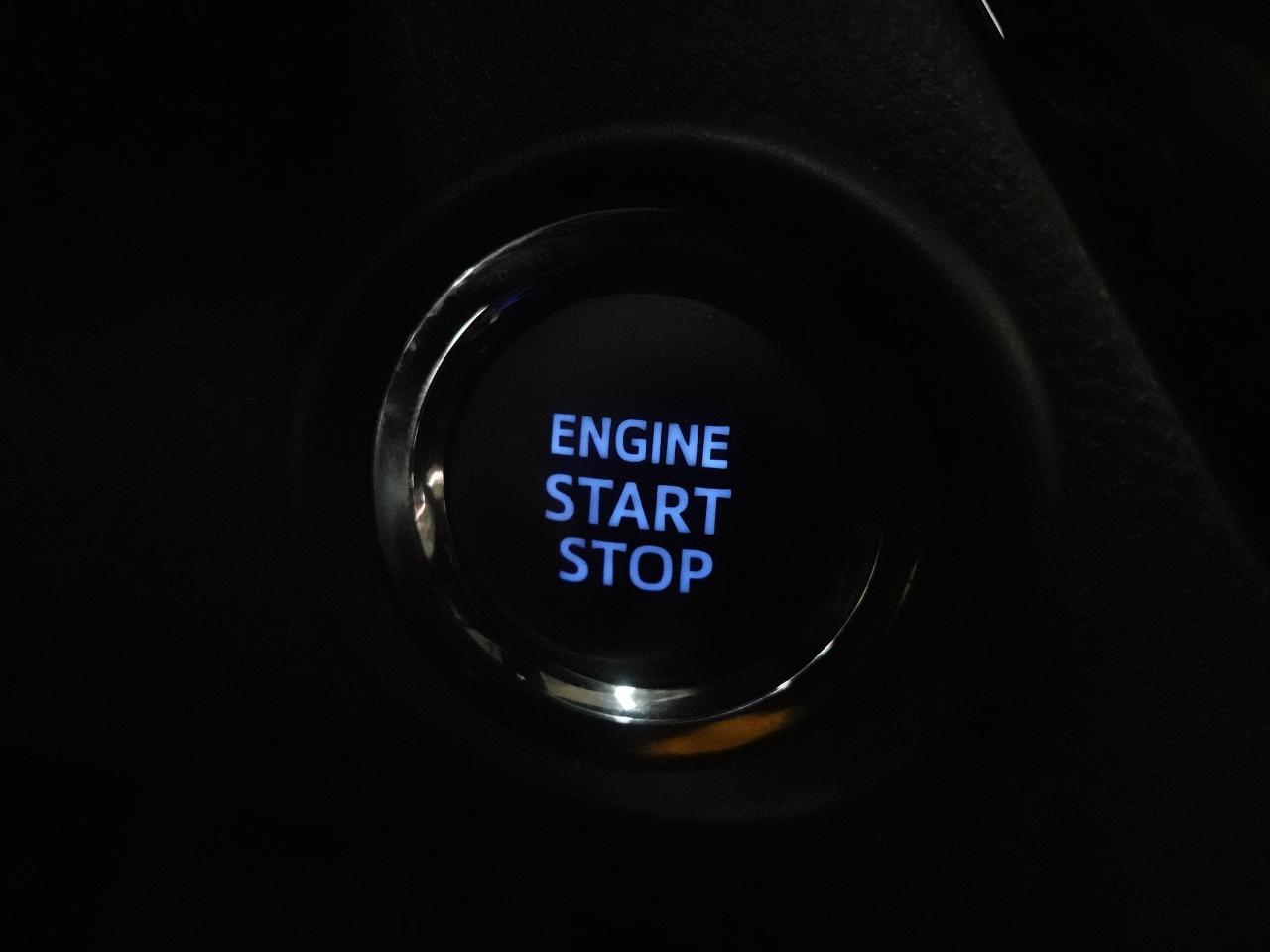 2022 Toyota C-HR XLE PREMIUM | LaneDep | Heated Seats | CarPlay