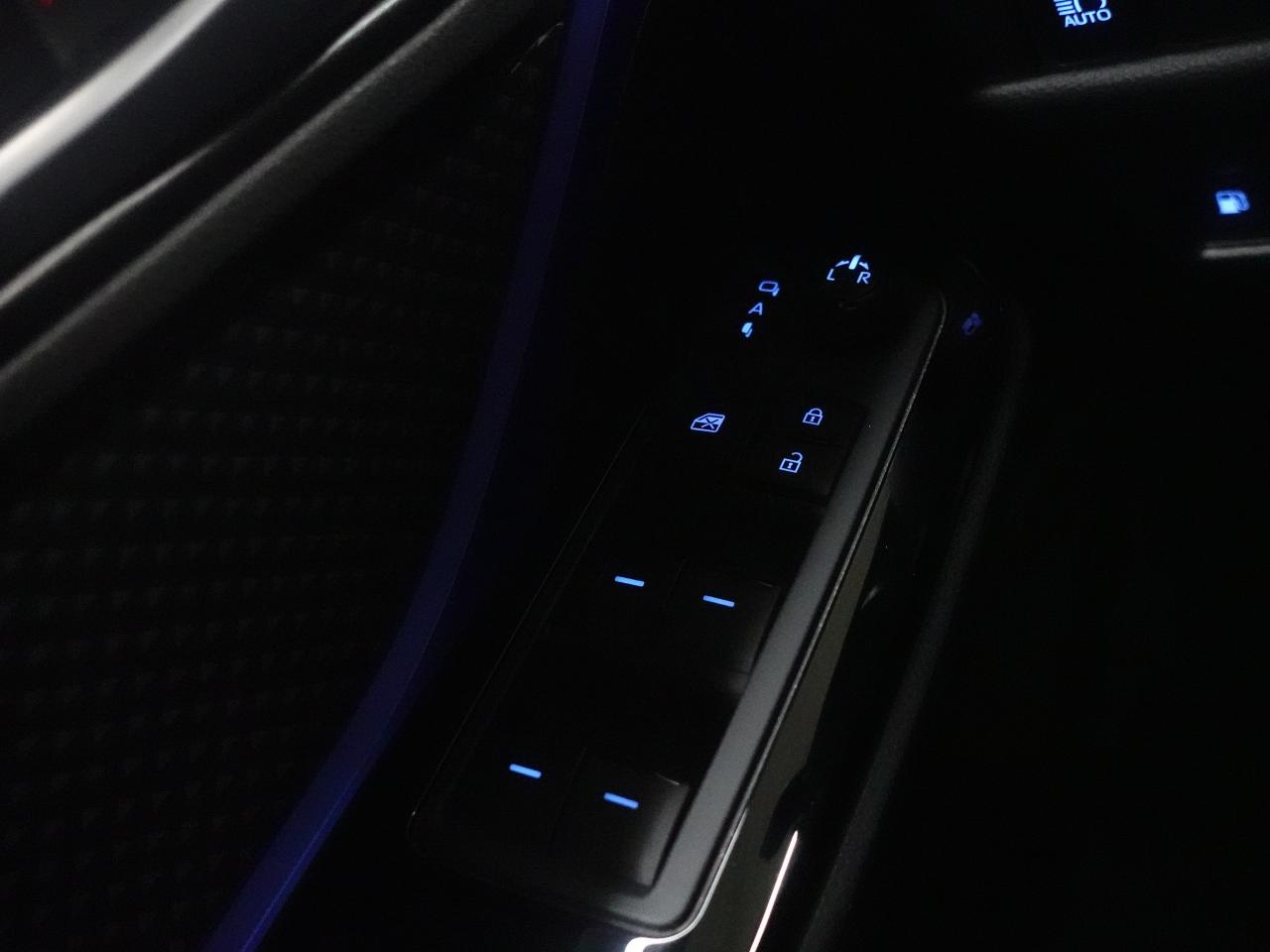 2022 Toyota C-HR XLE PREMIUM | LaneDep | Heated Seats | CarPlay