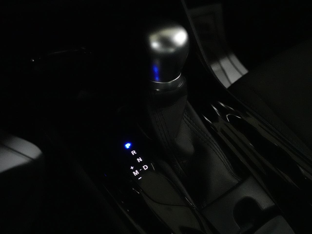 2022 Toyota C-HR XLE PREMIUM | LaneDep | Heated Seats | CarPlay