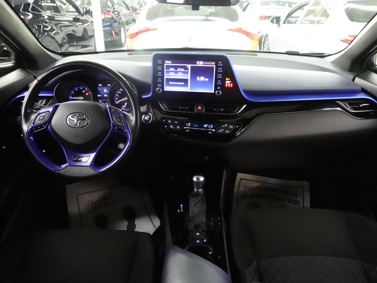 2022 Toyota C-HR XLE PREMIUM | LaneDep | Heated Seats | CarPlay