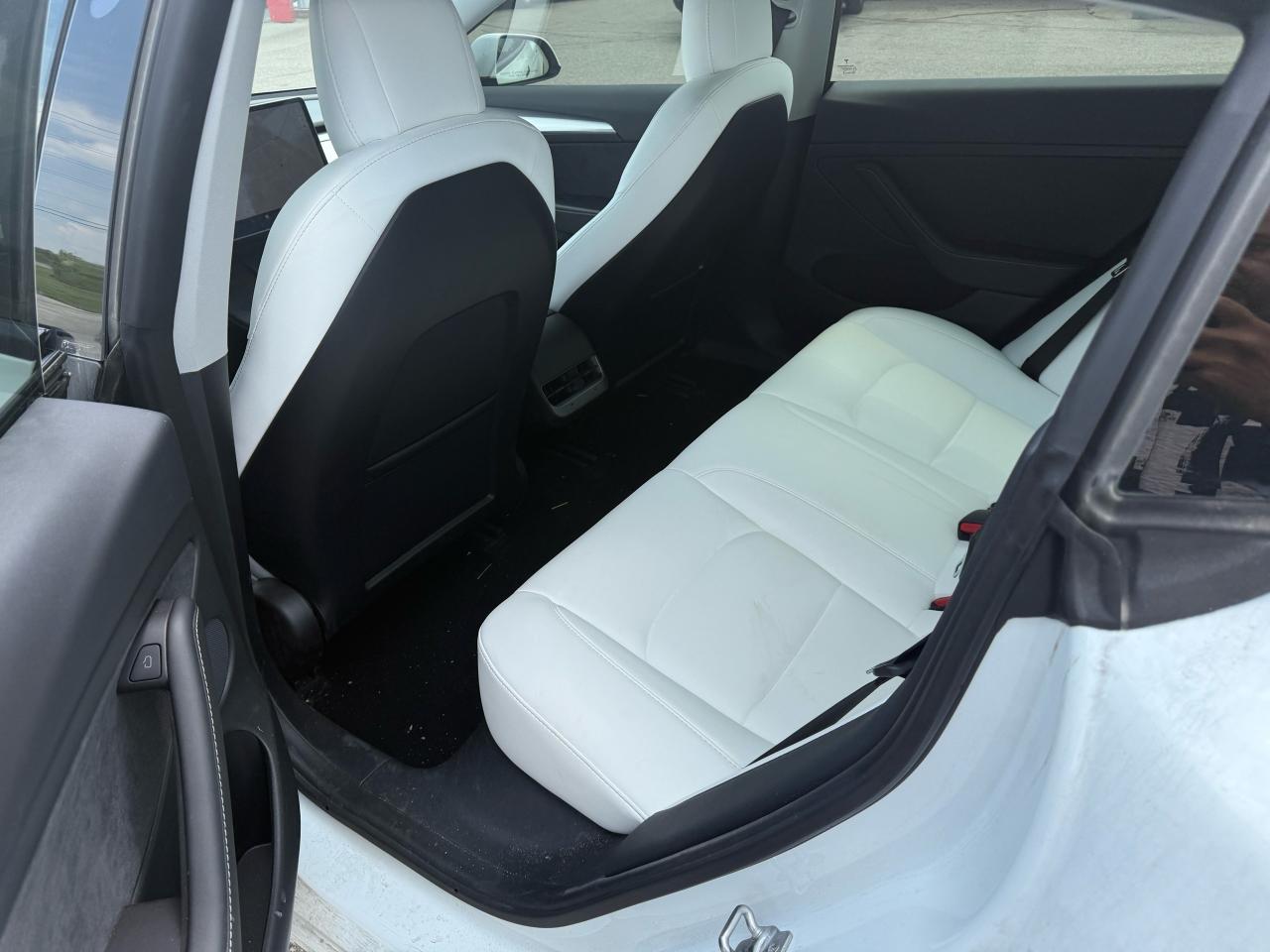 2021 Tesla Model 3 STANDARD RANGE PLUS - Photo #9