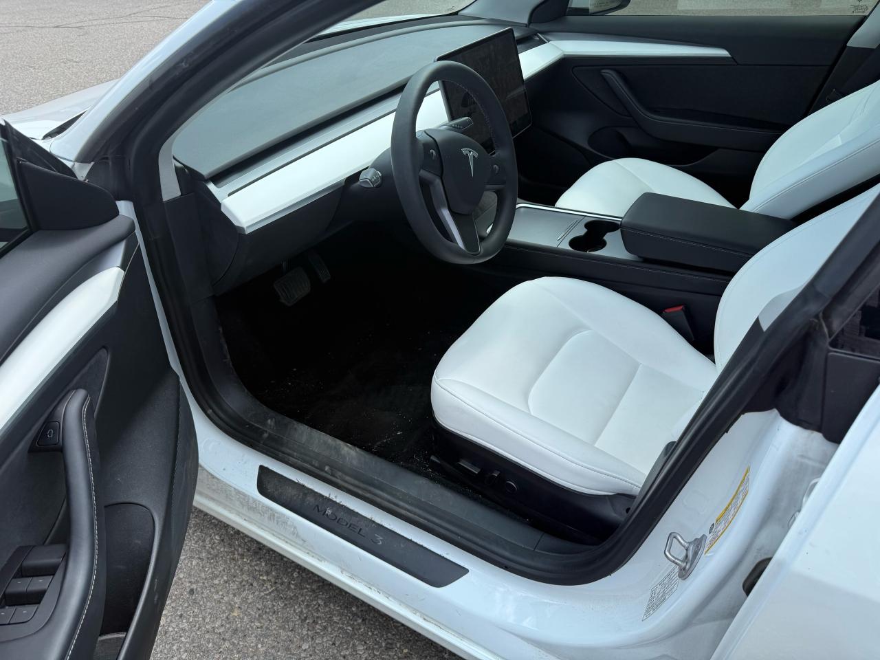 2021 Tesla Model 3 STANDARD RANGE PLUS - Photo #12