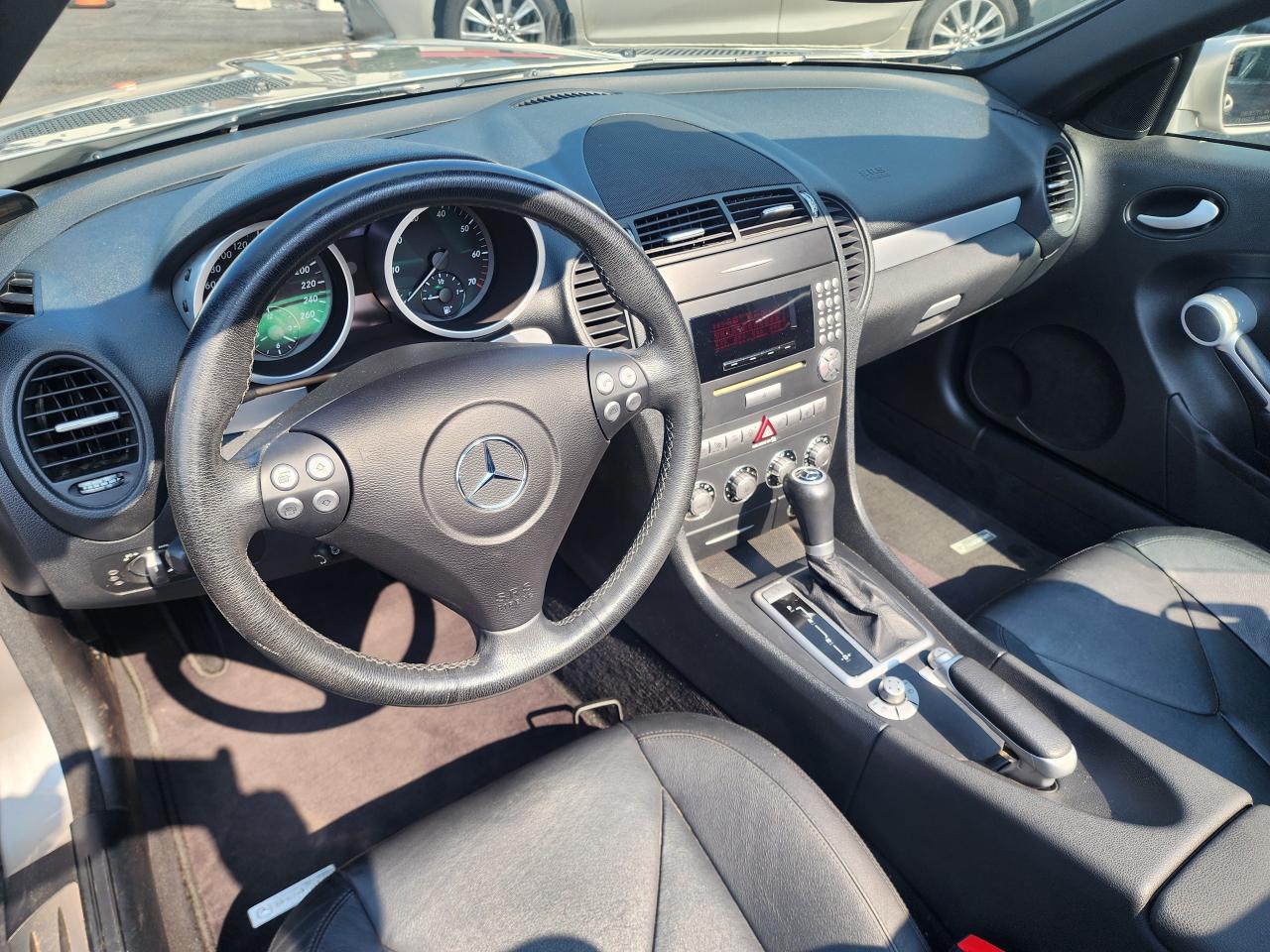2007 Mercedes-Benz SLK 3.0L - Photo #10