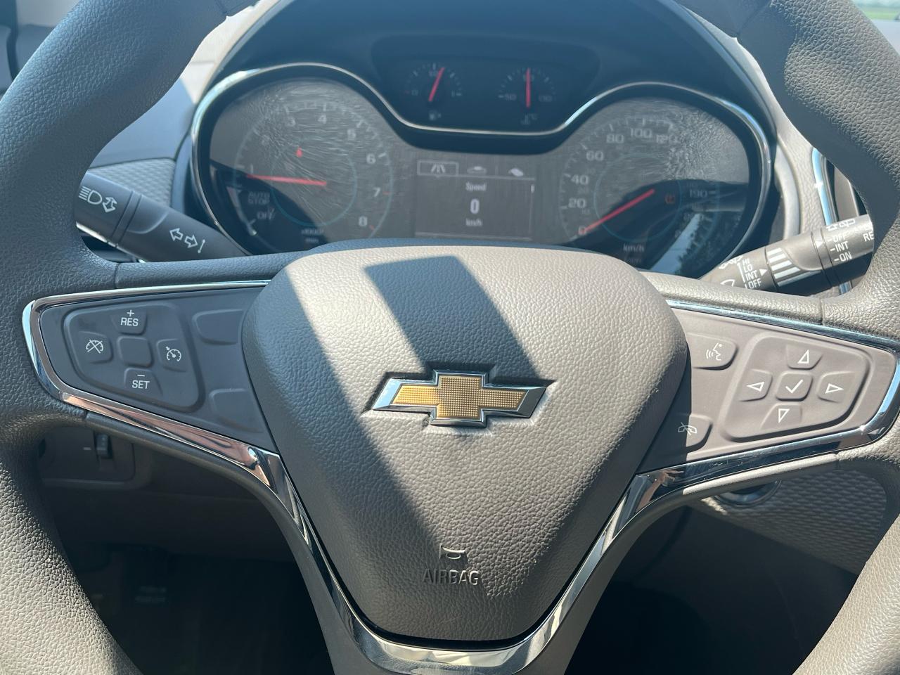 2018 Chevrolet Cruze LT | APPLE CARPLAY | BACKUP CAMERA | LOW KM - Photo #14