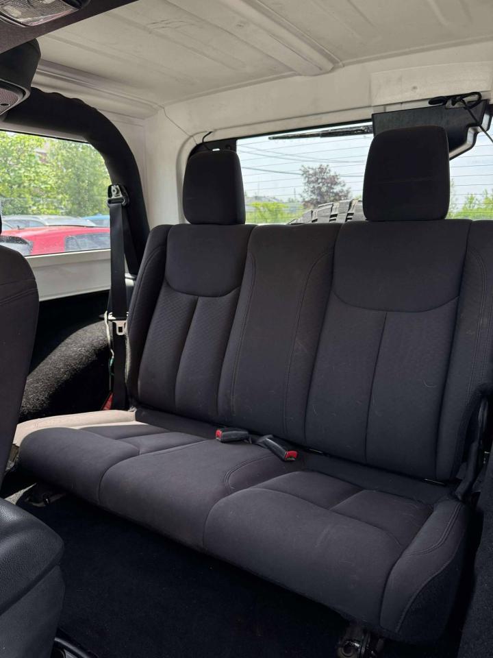 2015 Jeep Wrangler SPORT - Photo #8