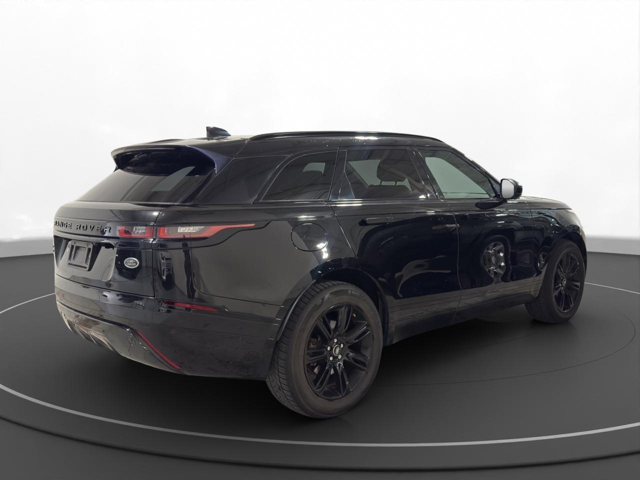 2019 Land Rover Range Rover Velar R-Dynamic SE - Photo #7