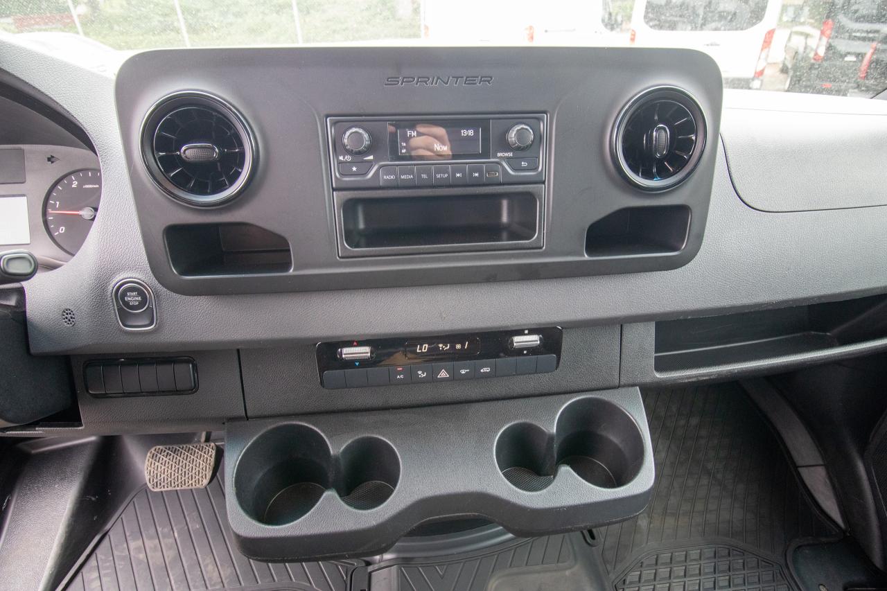 2020 Mercedes-Benz Sprinter 2500 VAN Photo5