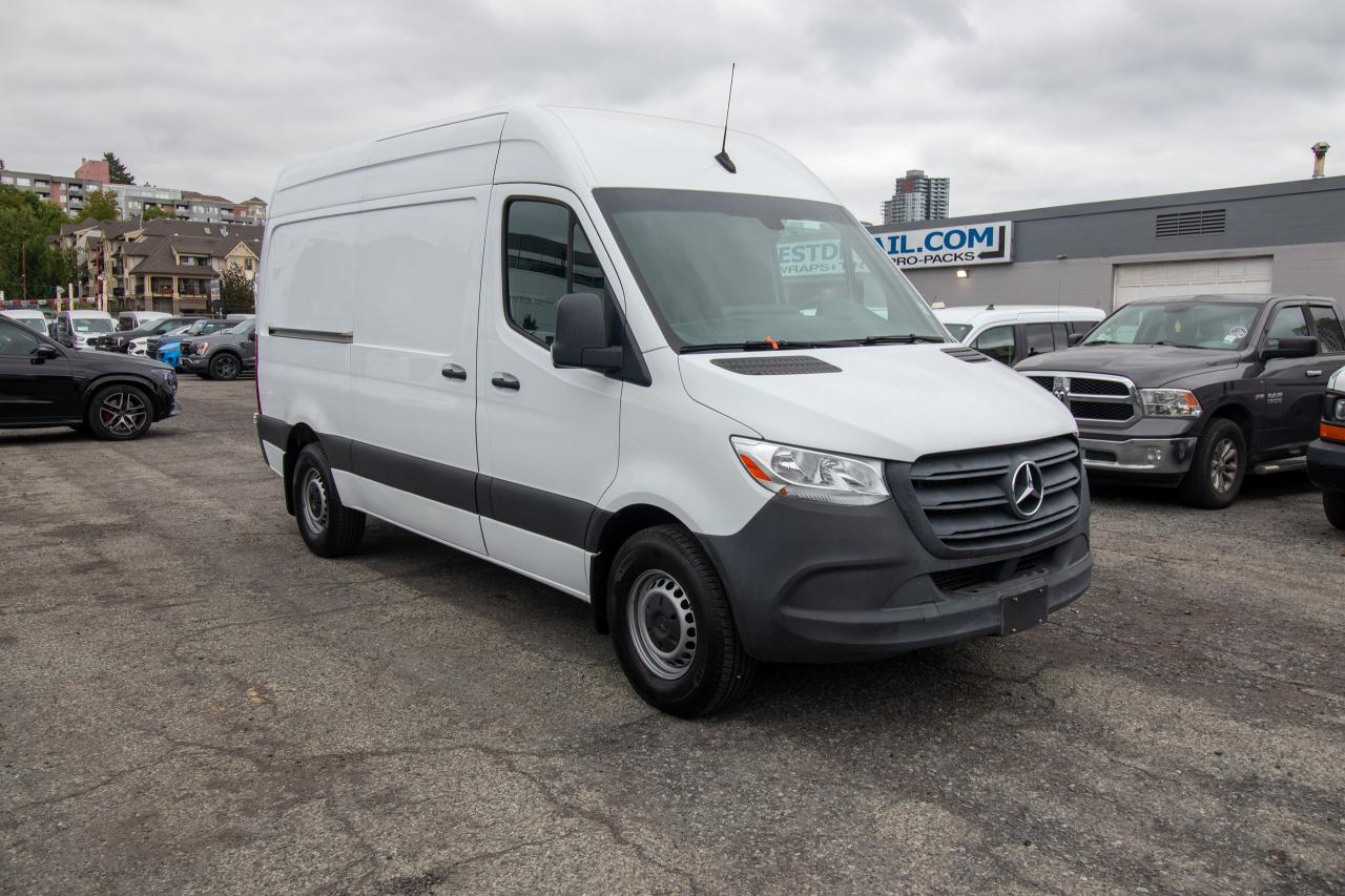 2020 Mercedes-Benz Sprinter 2500 VAN Photo3