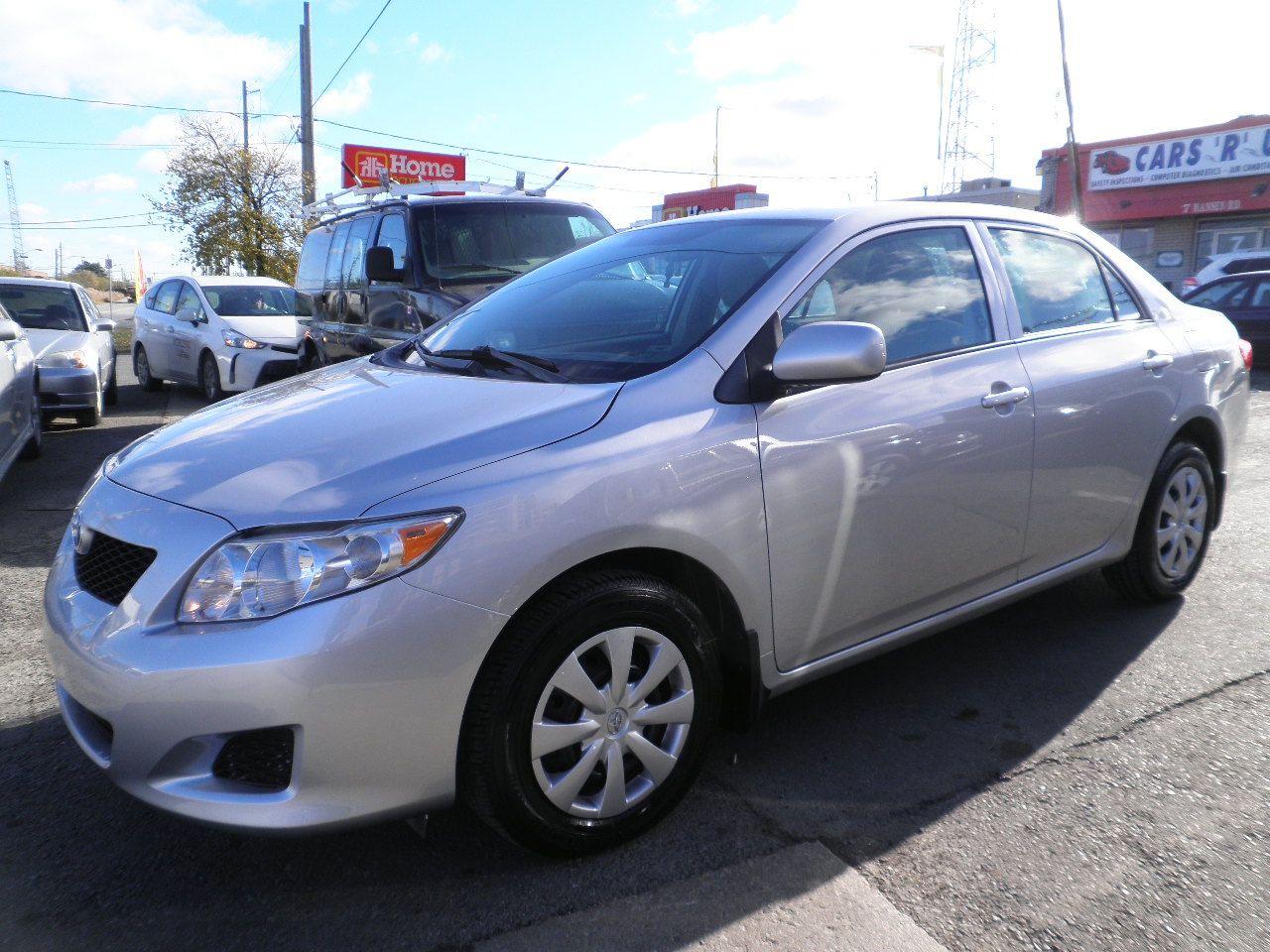2010 Toyota Corolla CE Photo2