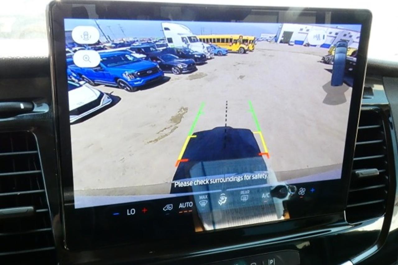 2023 Ford Transit 350 XLT Med Roof 12 pass. AWD w/cloth, NAV, BUC - Photo #15