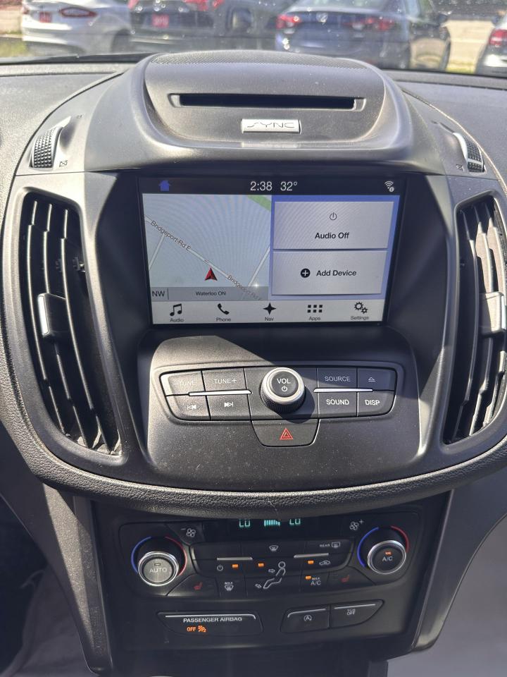 2017 Ford Escape SE - Photo #11