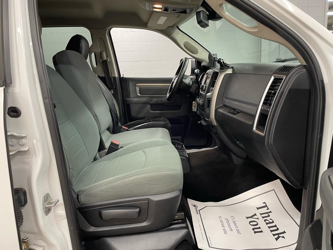 2014 RAM 2500 SLT Photo10