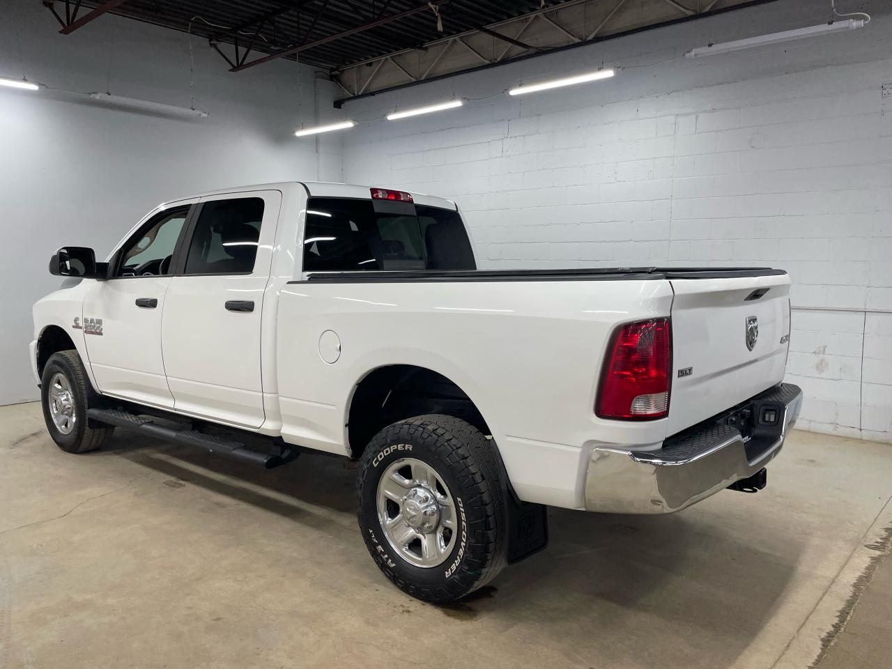 2014 RAM 2500 SLT Photo21