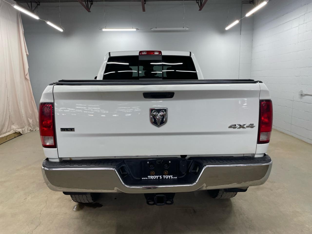 2014 RAM 2500 SLT Photo22