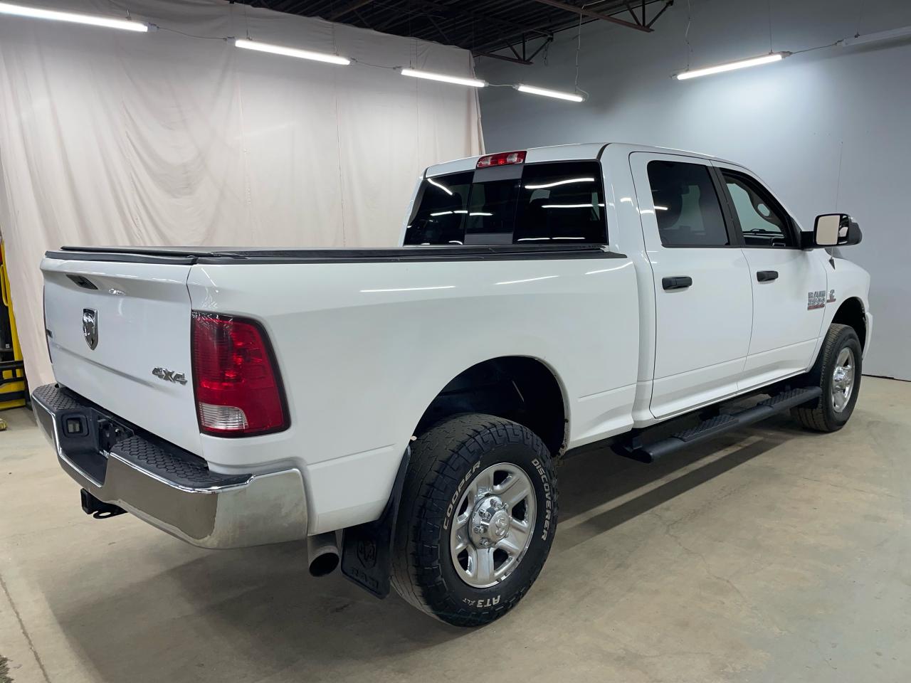 2014 RAM 2500 SLT Photo6