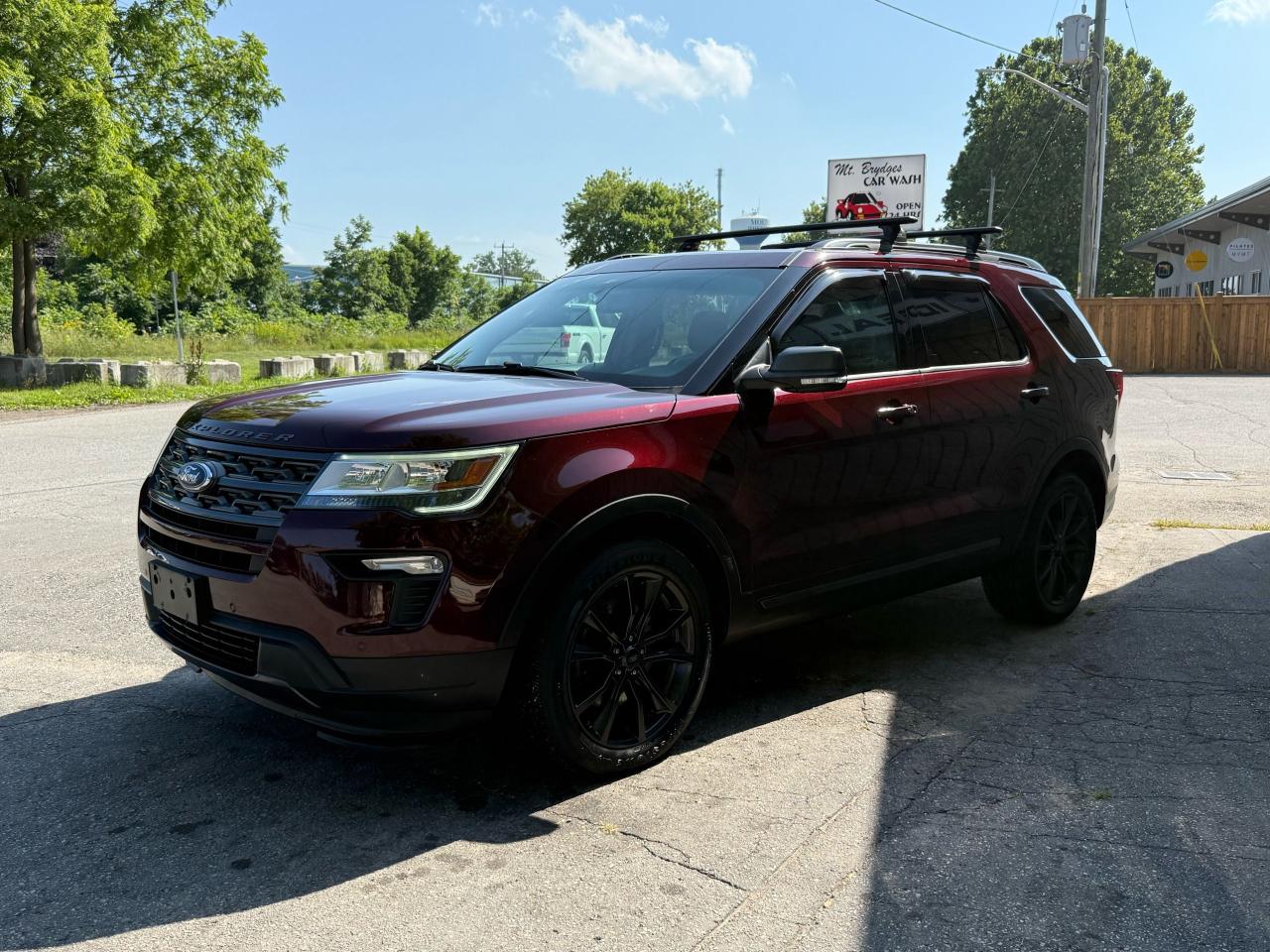 2018 Ford Explorer XLT - Photo #3